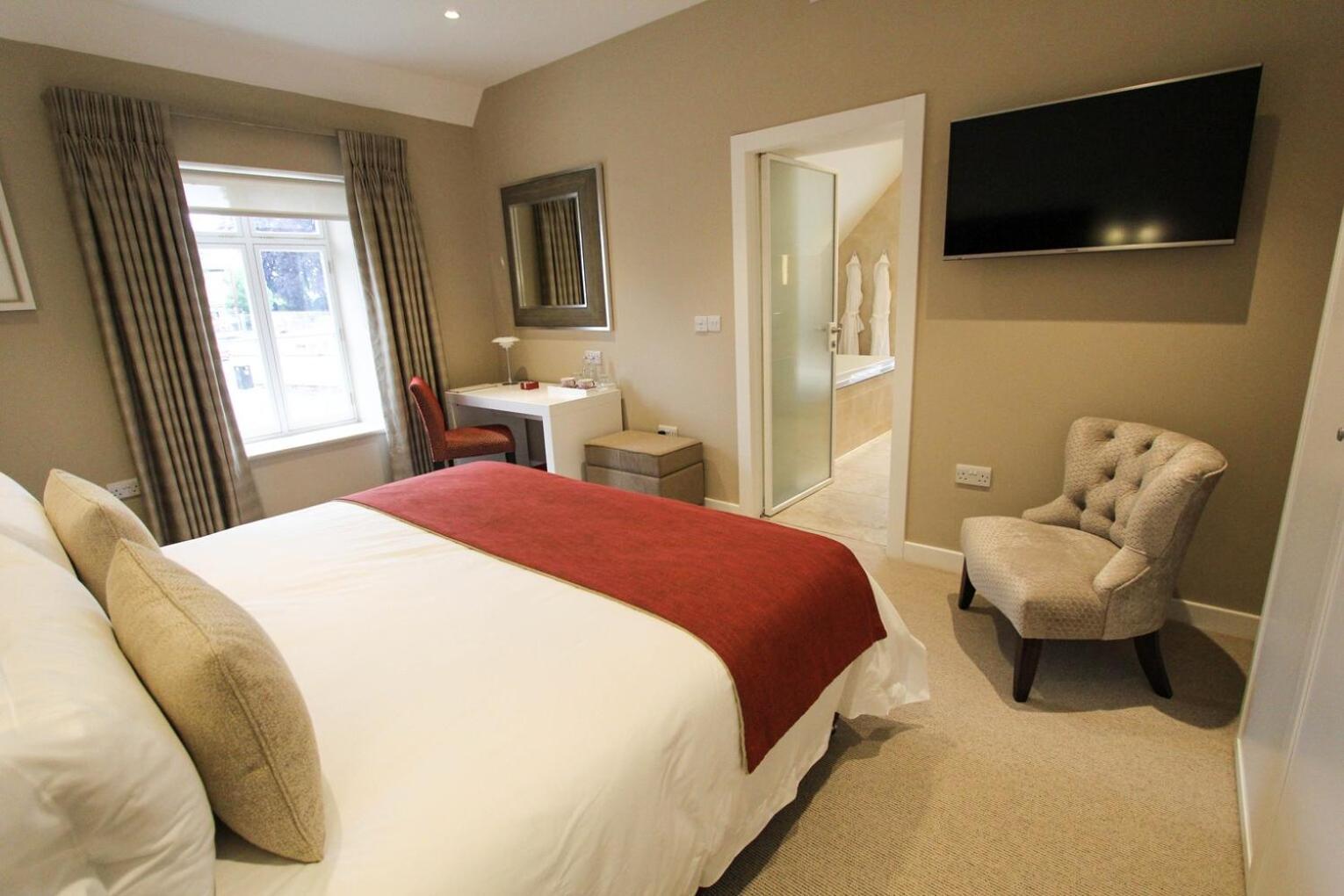 Cae Court Hotel Bridgend  Exteriör bild